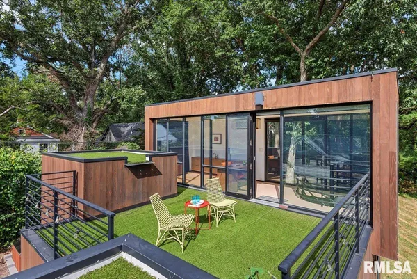 $950,000 | 1111 Williams Boulevard, Springfield, IL 62704