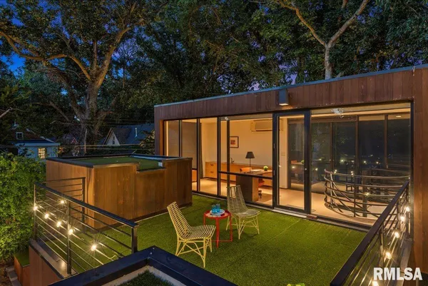 $950,000 | 1111 Williams Boulevard, Springfield, IL 62704