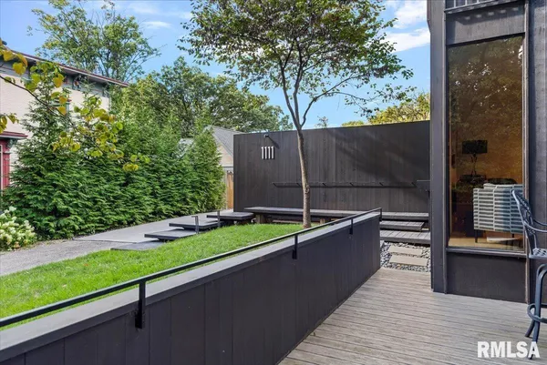 $950,000 | 1111 Williams Boulevard, Springfield, IL 62704