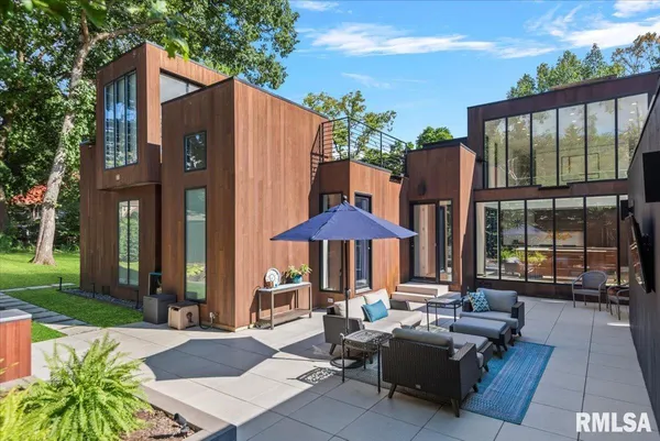 $950,000 | 1111 Williams Boulevard, Springfield, IL 62704