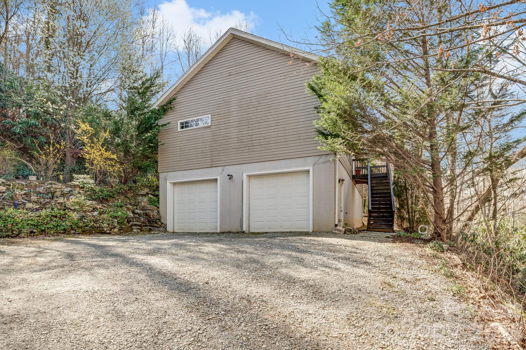 319 Glenn Bridge Road Arden, NC 28704 - Photo 2 of 31