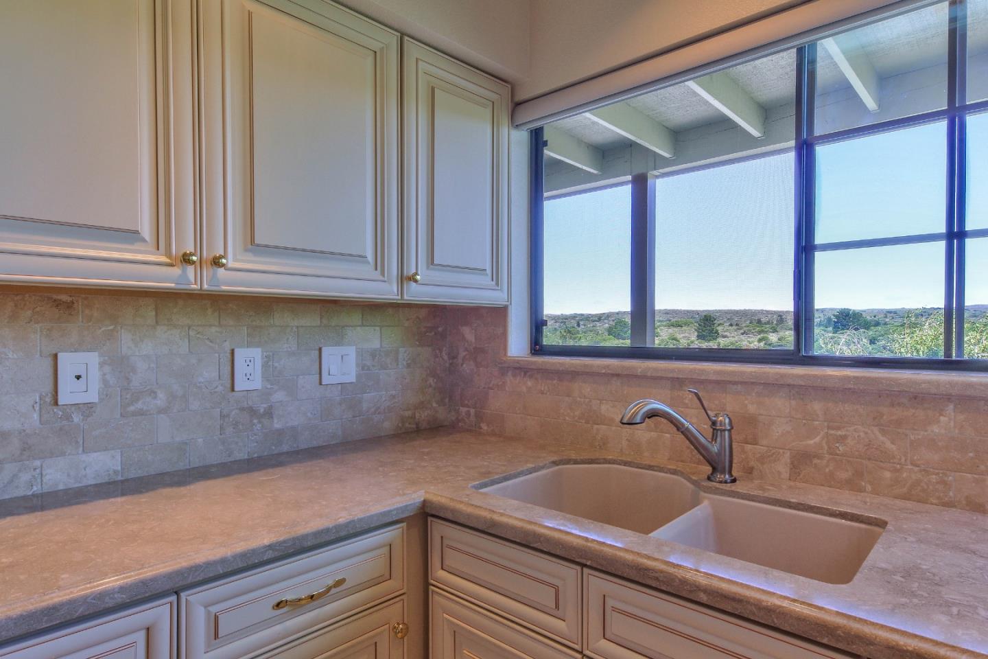 321 Pheasant Ridge Road Del Rey Oaks, CA 93940 - Photo 3 of 20 Gallery Image 3
