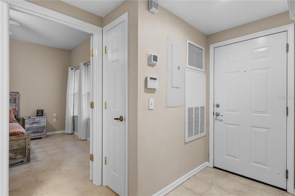 9177 Southwest 52nd Road, Unit E103 Gainesville, FL 32608 - Photo 42 of 47