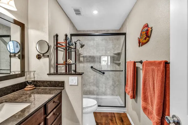 $275,000 | 604 Highcrest Drive, Unit 322, Granite Shoals, TX 78654