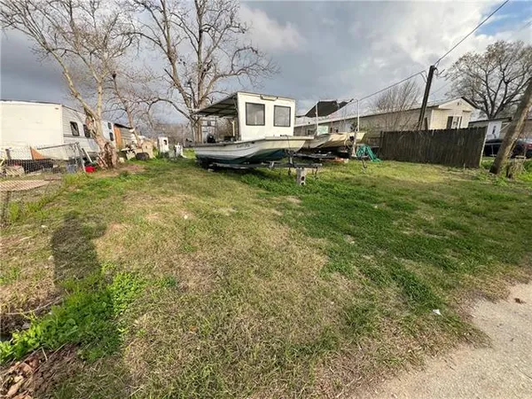 $10,000 | 1817 Robert Drive, Poydras, LA 70085