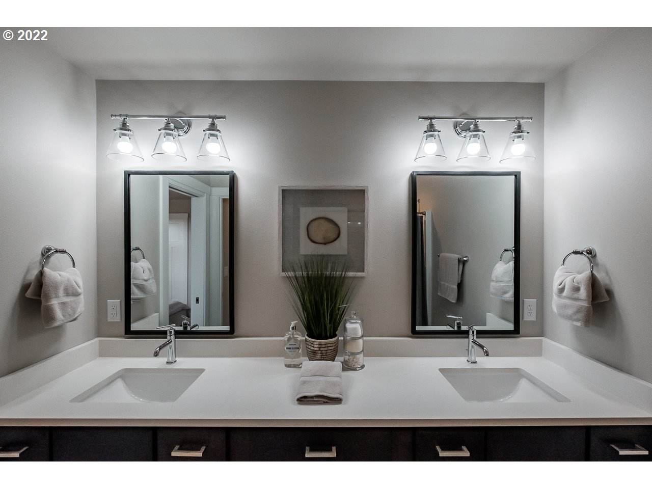 1658 Southwest Ellis Street Dallas, OR 97338 - Photo 25 of 32 Gallery Image 25
