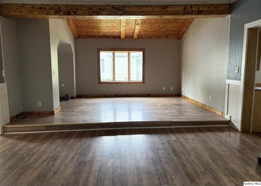 411 West 4th Street Golden, IL 62339 - Photo 10 of 12