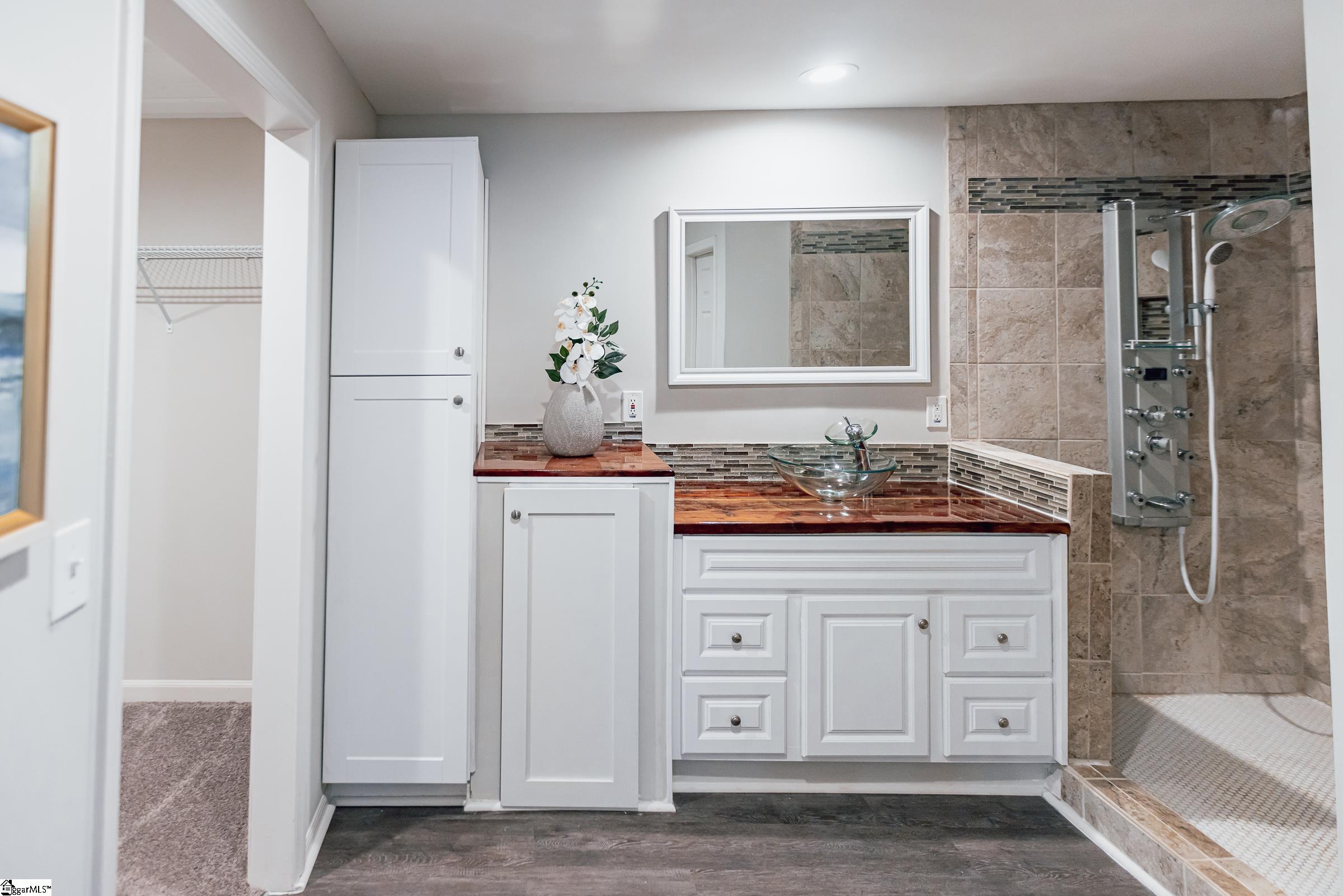 230 Arnold Road Woodruff, SC 29388 - Photo 11 of 31 Gallery Image 11