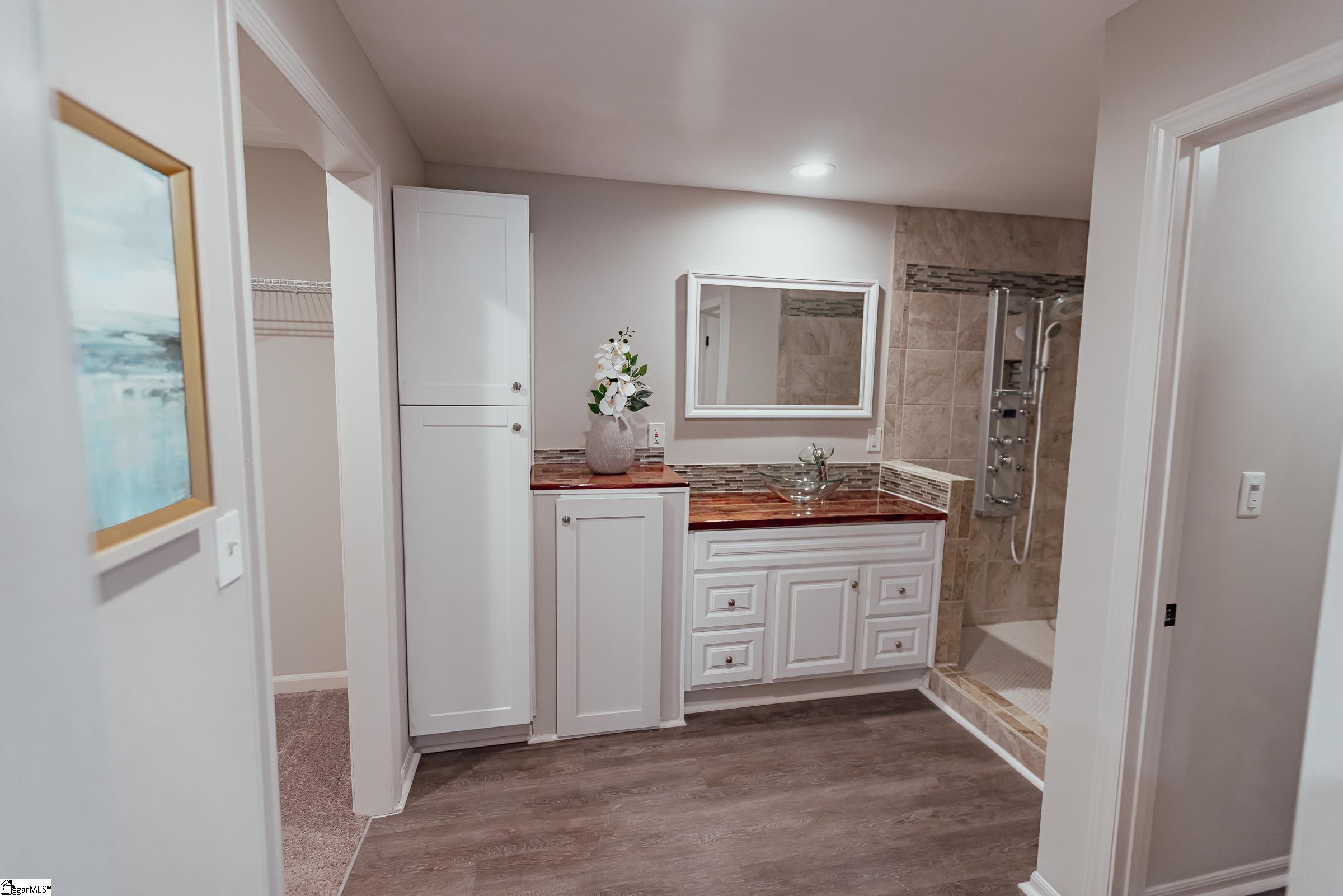 230 Arnold Road Woodruff, SC 29388 - Photo 9 of 31 Gallery Image 9