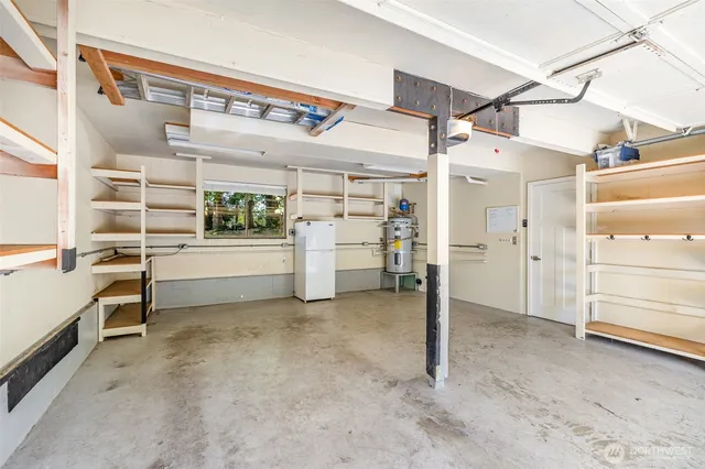 a view of a storage & utility room
