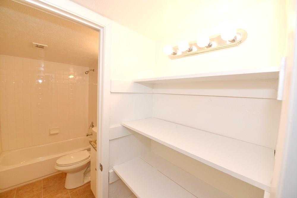 4033 Gilbert Avenue, Unit 104 Dallas, TX 75219 - Photo 12 of 23