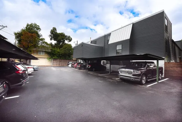 $1,675 | 4033 Gilbert Avenue, Unit 104, Dallas, TX 75219