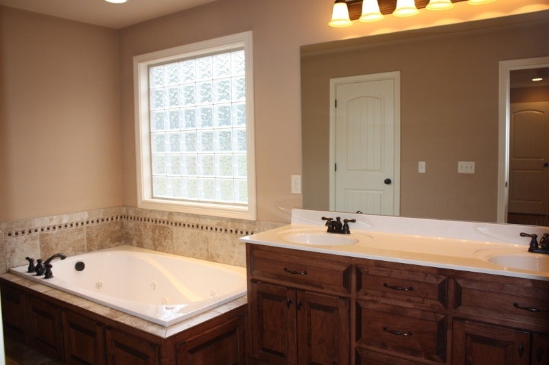 1672 Claypool-Boyce Road Alvaton, KY 42122 - Photo 13 of 19 Gallery Image 13