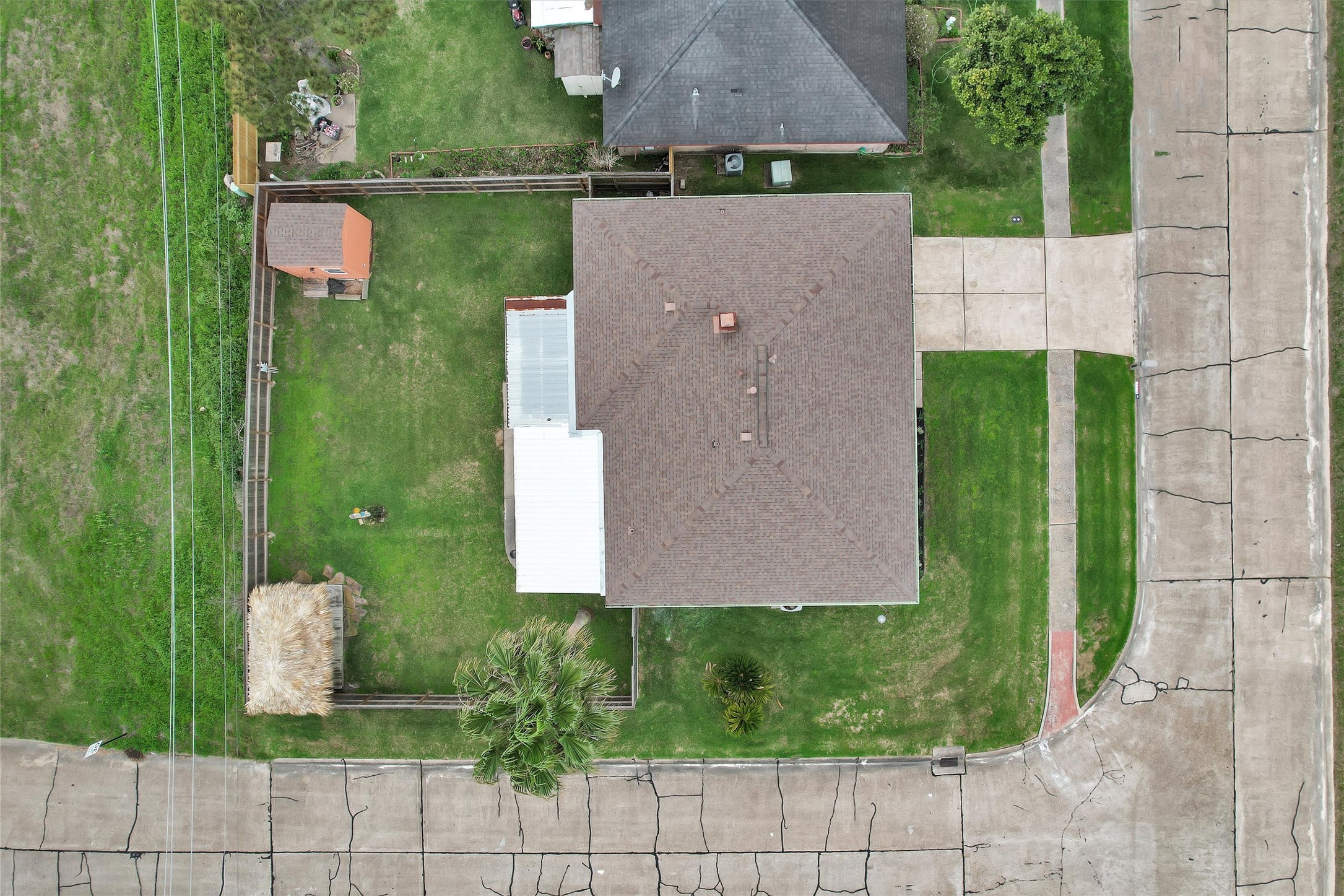8422 Oakhaven Road La Porte, TX 77571 - Photo 41 of 46