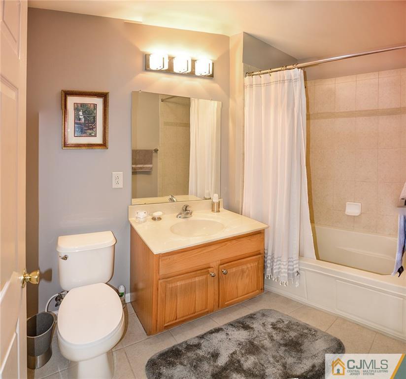 358 Rector Street, Unit A411 Perth Amboy, NJ 08861 - Photo 13 of 18 Gallery Image 13