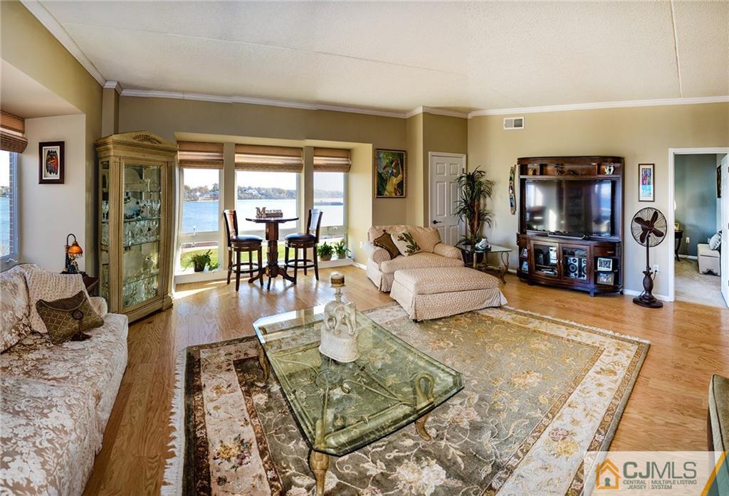 358 Rector Street, Unit A411 Perth Amboy, NJ 08861 - Photo 5 of 18 Gallery Image 5