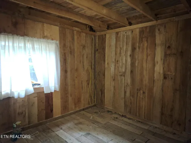 $379,900 | 3000 Fairview Road, Madisonville, TN 37354