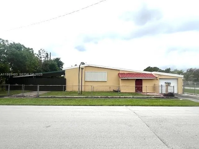 $429,000 | 620 Northwest 182nd Terrace, Miami Gardens, FL 33169