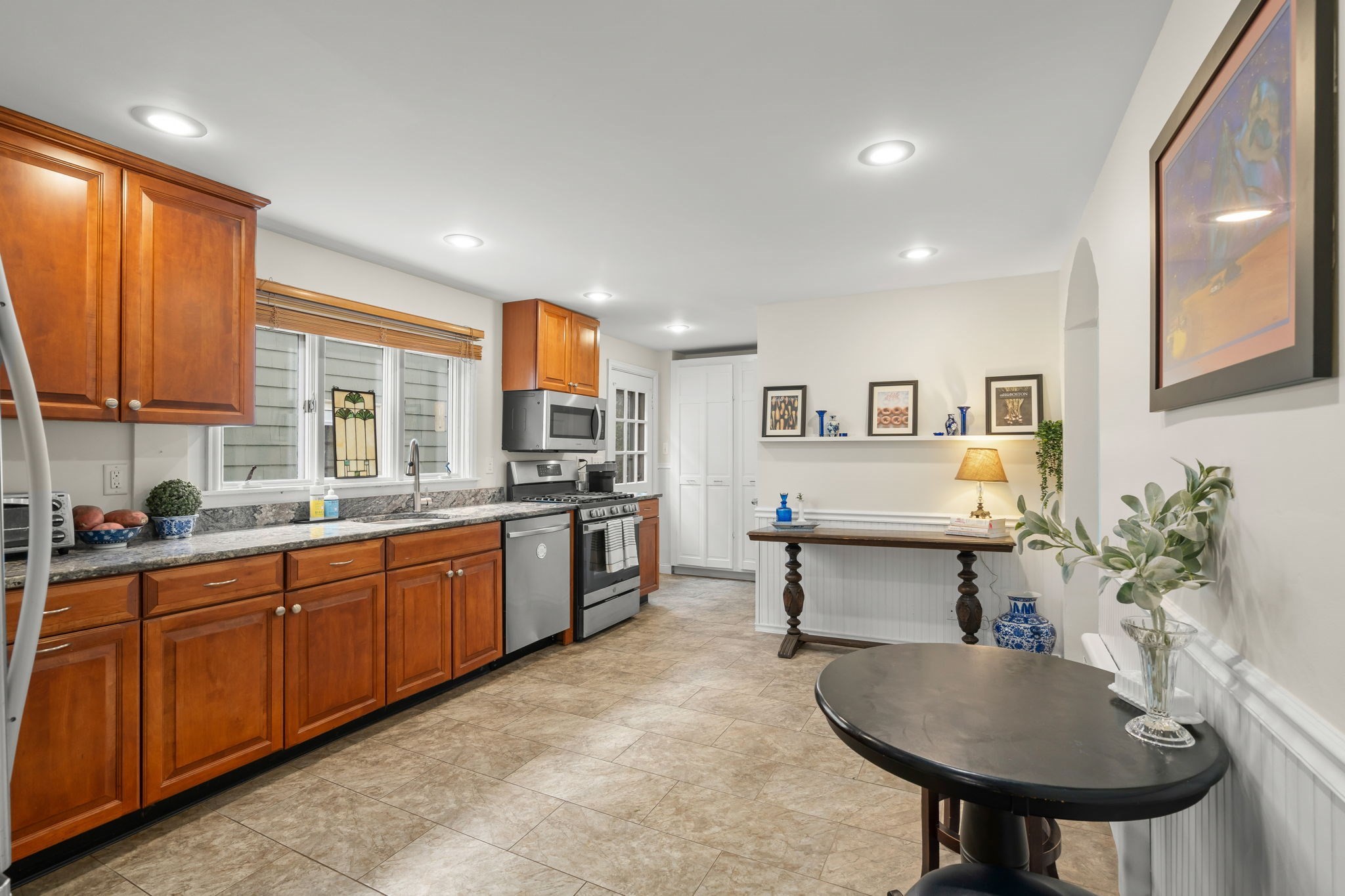 7 Bisson Street Beverly, MA 01915 - Photo 4 of 42 Gallery Image 4