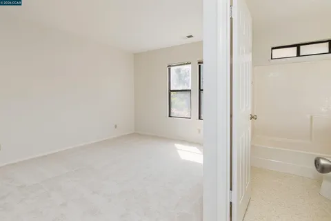 $460,000 | 621 North Villa Way, Walnut Creek, CA 94595