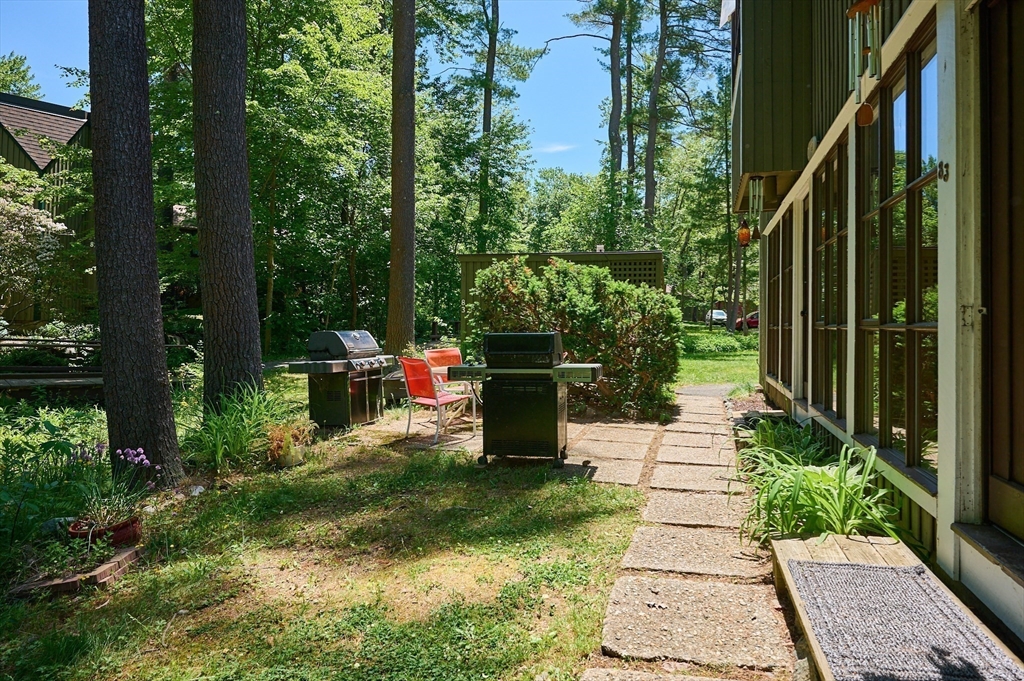 83 Crossbrook Avenue, Unit 83 Amherst, MA 01002 - Photo 24 of 30