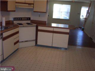93 Country Walk, Unit 4 Devon, PA 19333 - Photo 3 of 4 Gallery Image 3