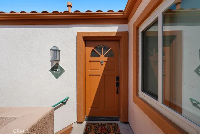 an outdoor view of a house