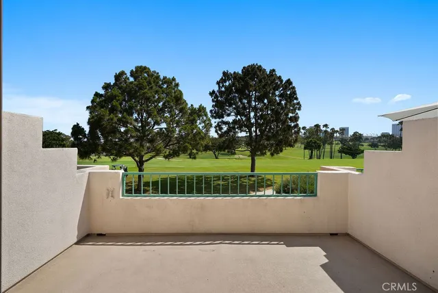 a view of a golf course