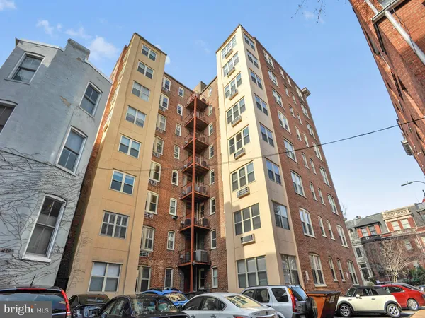 $2,490 | 1920 S Street Northwest, Unit 306, Washington, DC 20009
