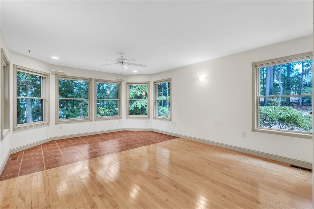 8 Tanglewood Road Amherst, MA 01002 - Photo 17 of 41 Gallery Image 17