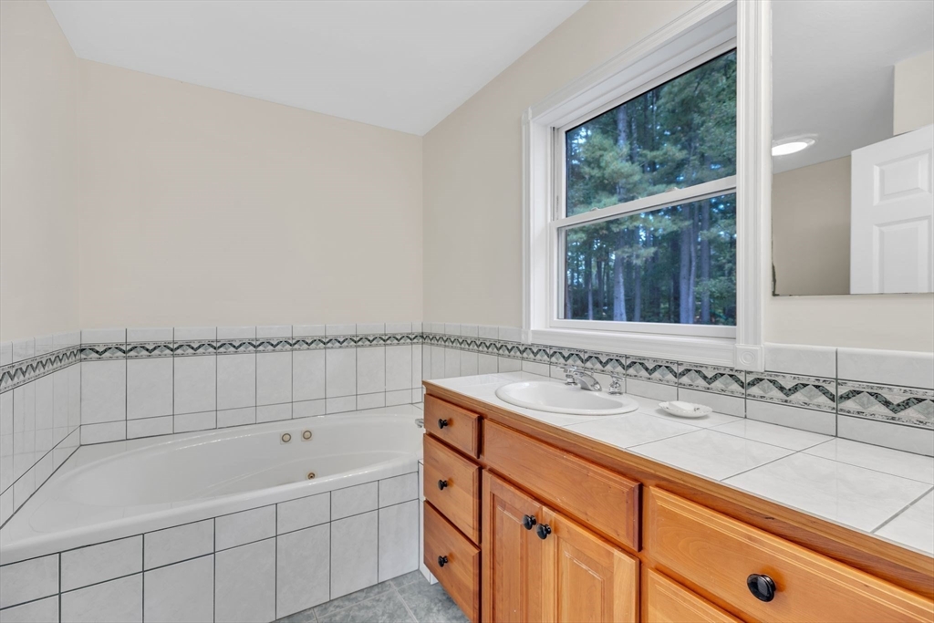 8 Tanglewood Road Amherst, MA 01002 - Photo 25 of 41 Gallery Image 25