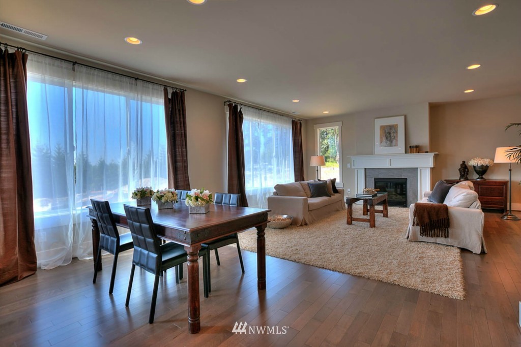 625 Graham Avenue Northeast Renton, WA 98059 - Photo 9 of 24 Gallery Image 9