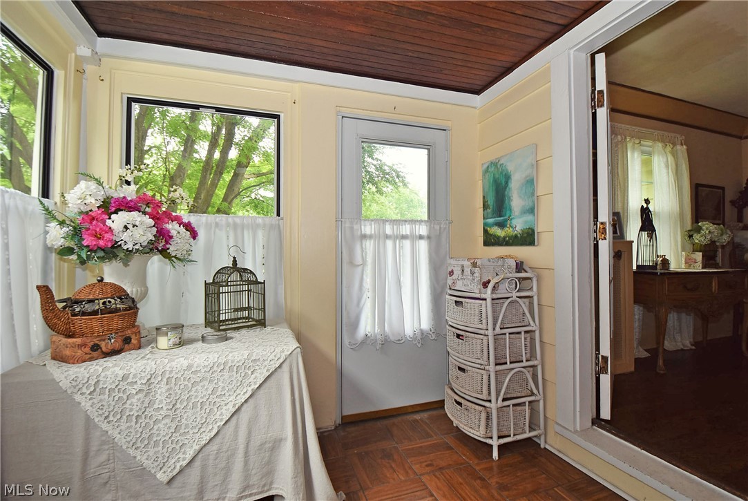 15611 Fernway Road Cleveland, OH 44120 - Photo 14 of 32 Gallery Image 14