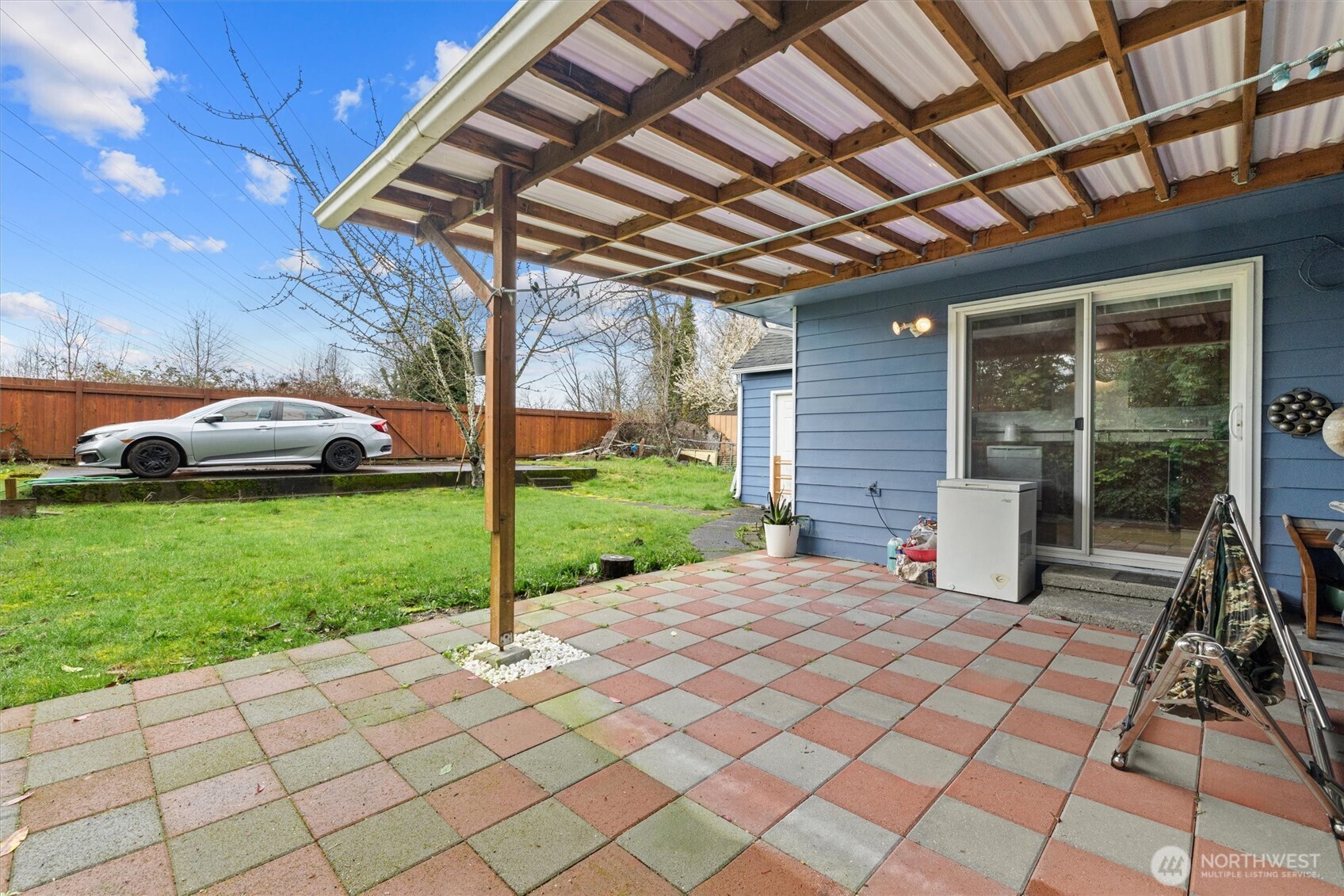 12067 Renton Avenue South Seattle, WA 98178 - Photo 27 of 34