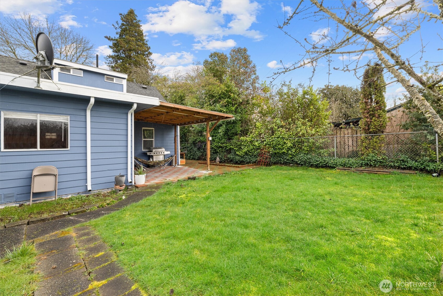 12067 Renton Avenue South Seattle, WA 98178 - Photo 30 of 34
