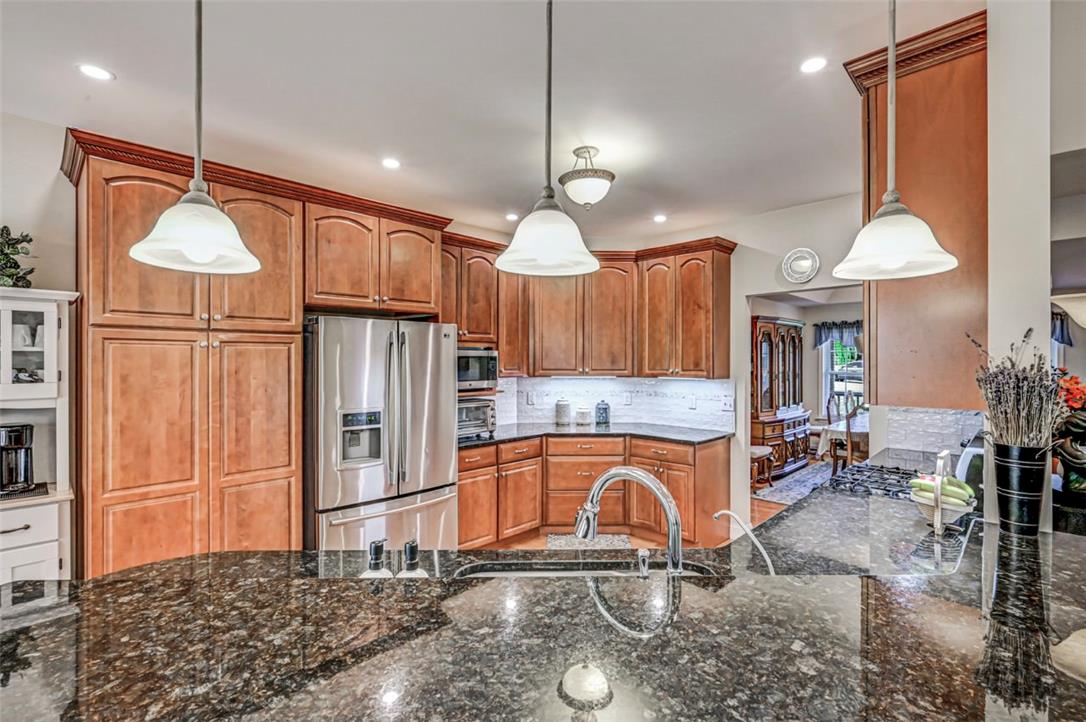112 Michaels Run Road Stroudsburg, PA 18360 - Photo 24 of 69 Enjoy crowned solid hardwood cabinetry in the Kitchen.