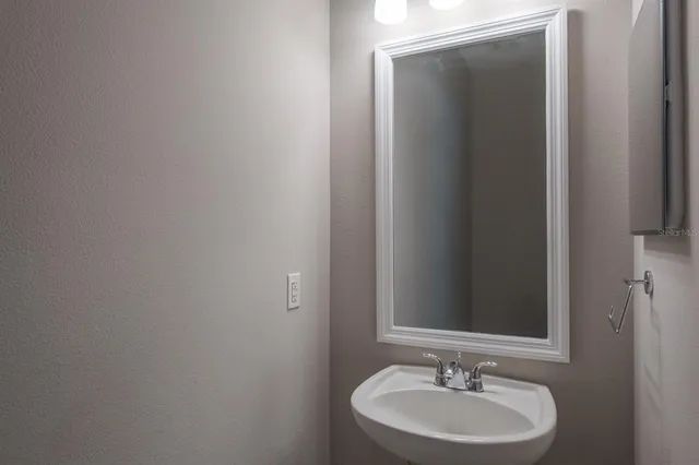 $3,200 | 10220 Bayou Grande, Seminole, FL 33772