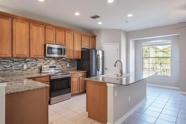 $3,200 | 10220 Bayou Grande, Seminole, FL 33772