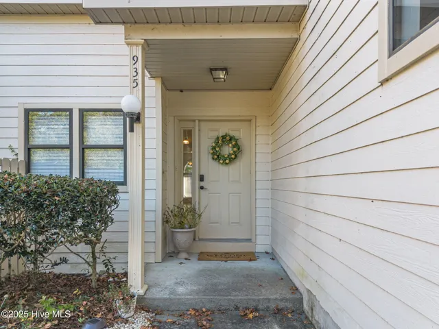 $320,000 | 935 Birch Creek Drive, Wilmington, NC 28403