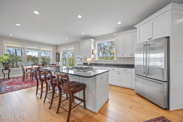 $1,249,000 | 386 Little Acre Lane, Bath, NC 27808
