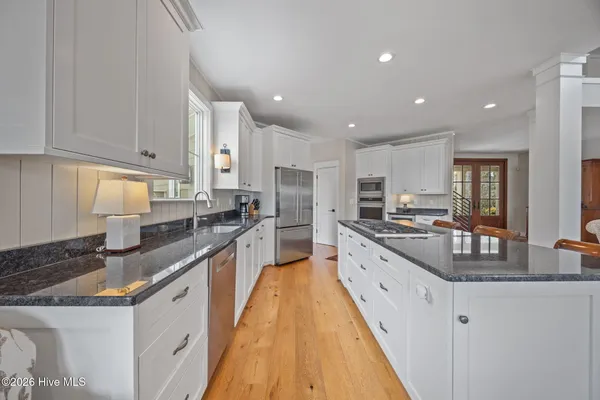 $1,249,000 | 386 Little Acre Lane, Bath, NC 27808