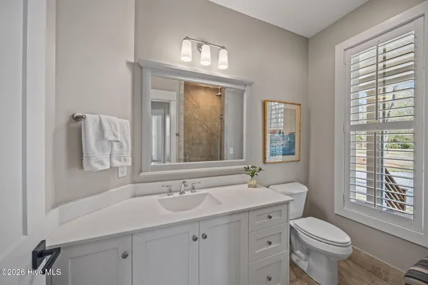 $1,249,000 | 386 Little Acre Lane, Bath, NC 27808