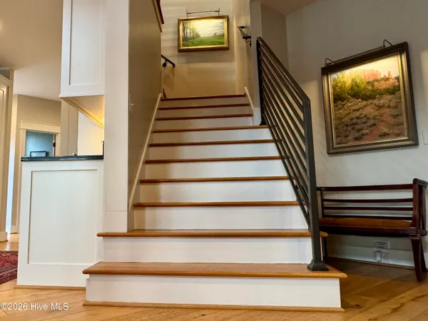 $1,249,000 | 386 Little Acre Lane, Bath, NC 27808