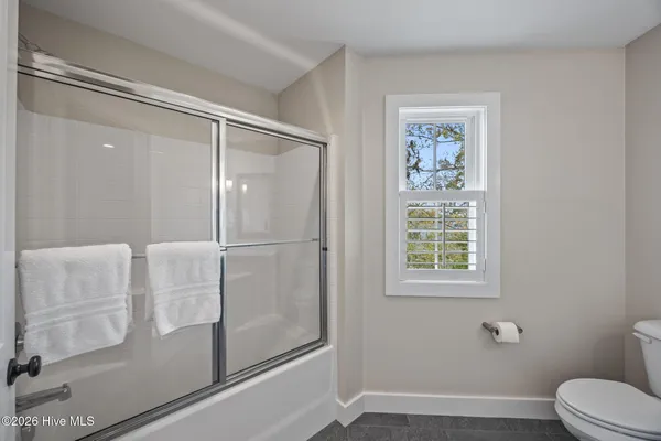 $1,249,000 | 386 Little Acre Lane, Bath, NC 27808