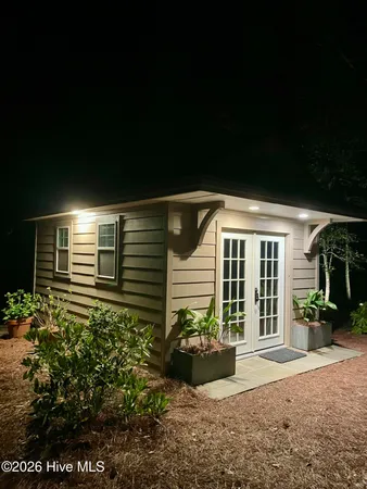 $1,249,000 | 386 Little Acre Lane, Bath, NC 27808