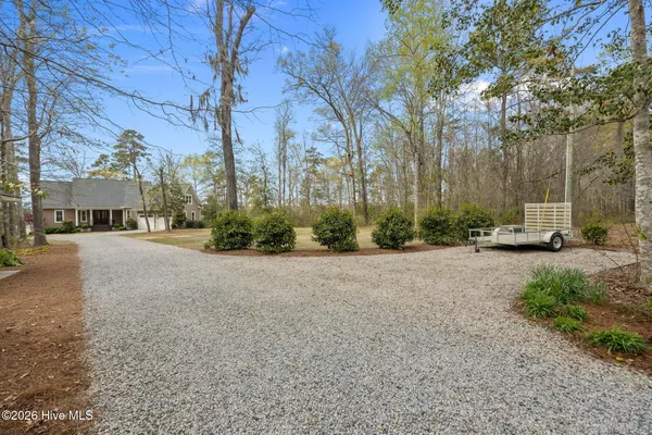 $1,249,000 | 386 Little Acre Lane, Bath, NC 27808