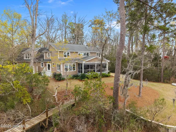 $1,249,000 | 386 Little Acre Lane, Bath, NC 27808