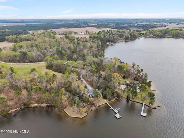 $1,249,000 | 386 Little Acre Lane, Bath, NC 27808