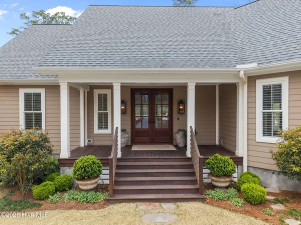 $1,249,000 | 386 Little Acre Lane, Bath, NC 27808