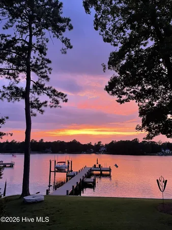 $1,249,000 | 386 Little Acre Lane, Bath, NC 27808